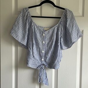 Aeropostale Blue and White Puff Sleeve Crop Blouse